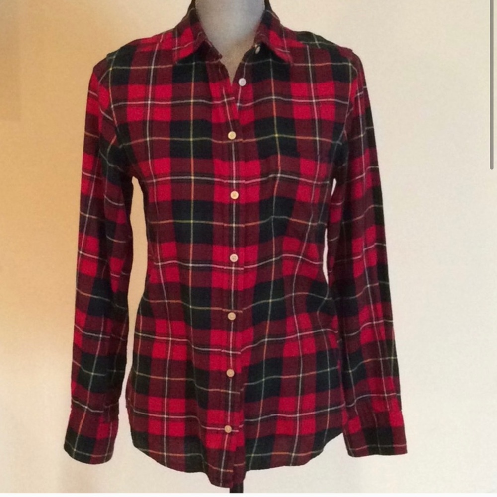 NWOT UNIQLO PLAID SHIRT 👔